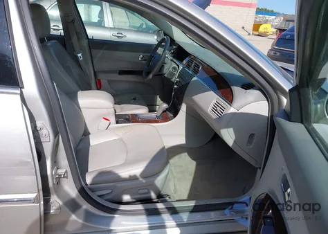 2008 Buick Lacrosse Cxl из США, поврежденный, VIN 2G4WD582X81199894